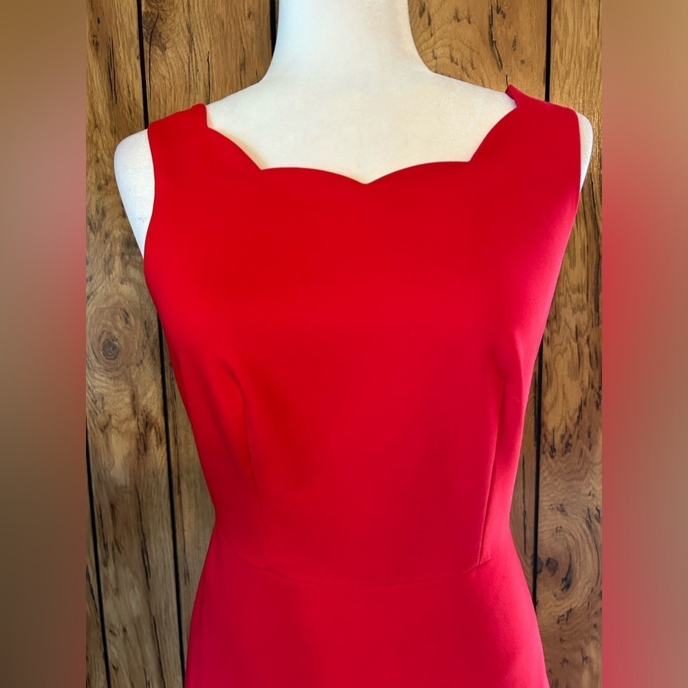 The limited red scalloped mini dress size 0 - Picture 2 of 10